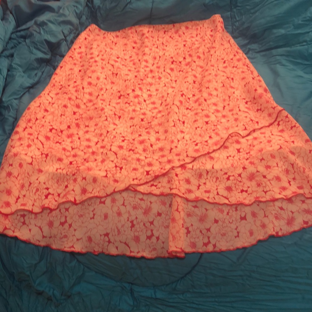 AGB Byer CA Floral print skirt. Size XL.